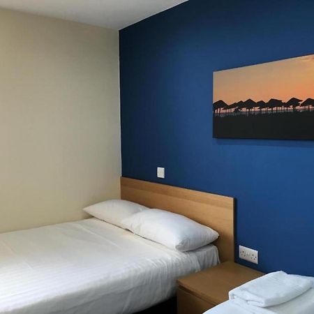 Oyo Wave Crest Hotel ブラックプール エクステリア 写真