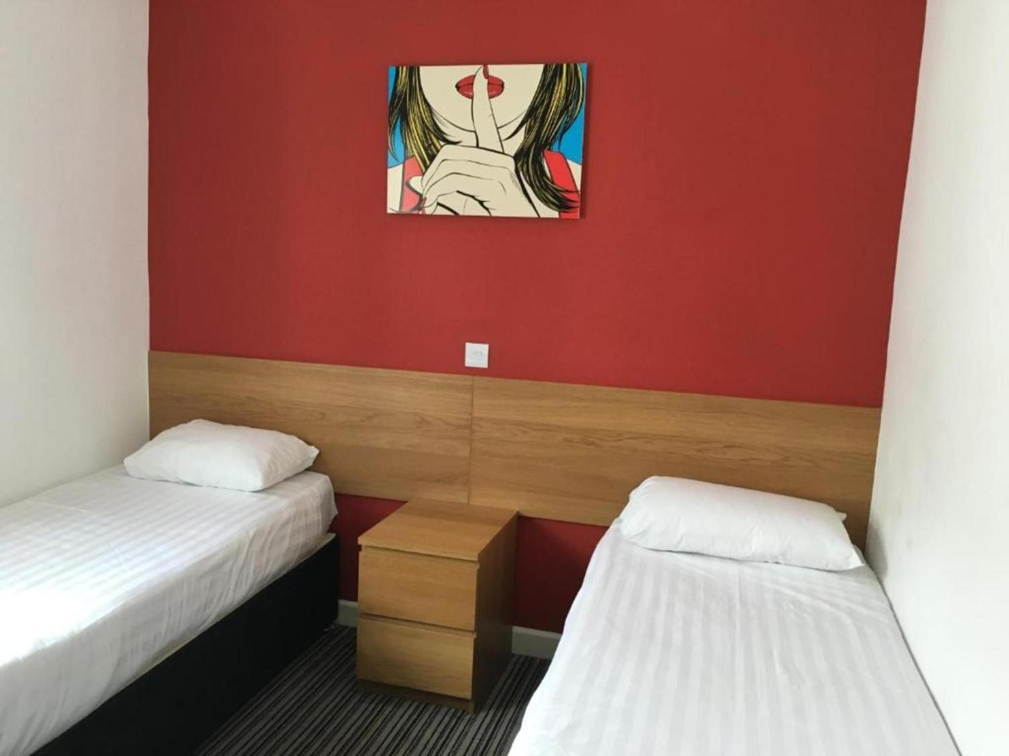 Oyo Wave Crest Hotel ブラックプール エクステリア 写真