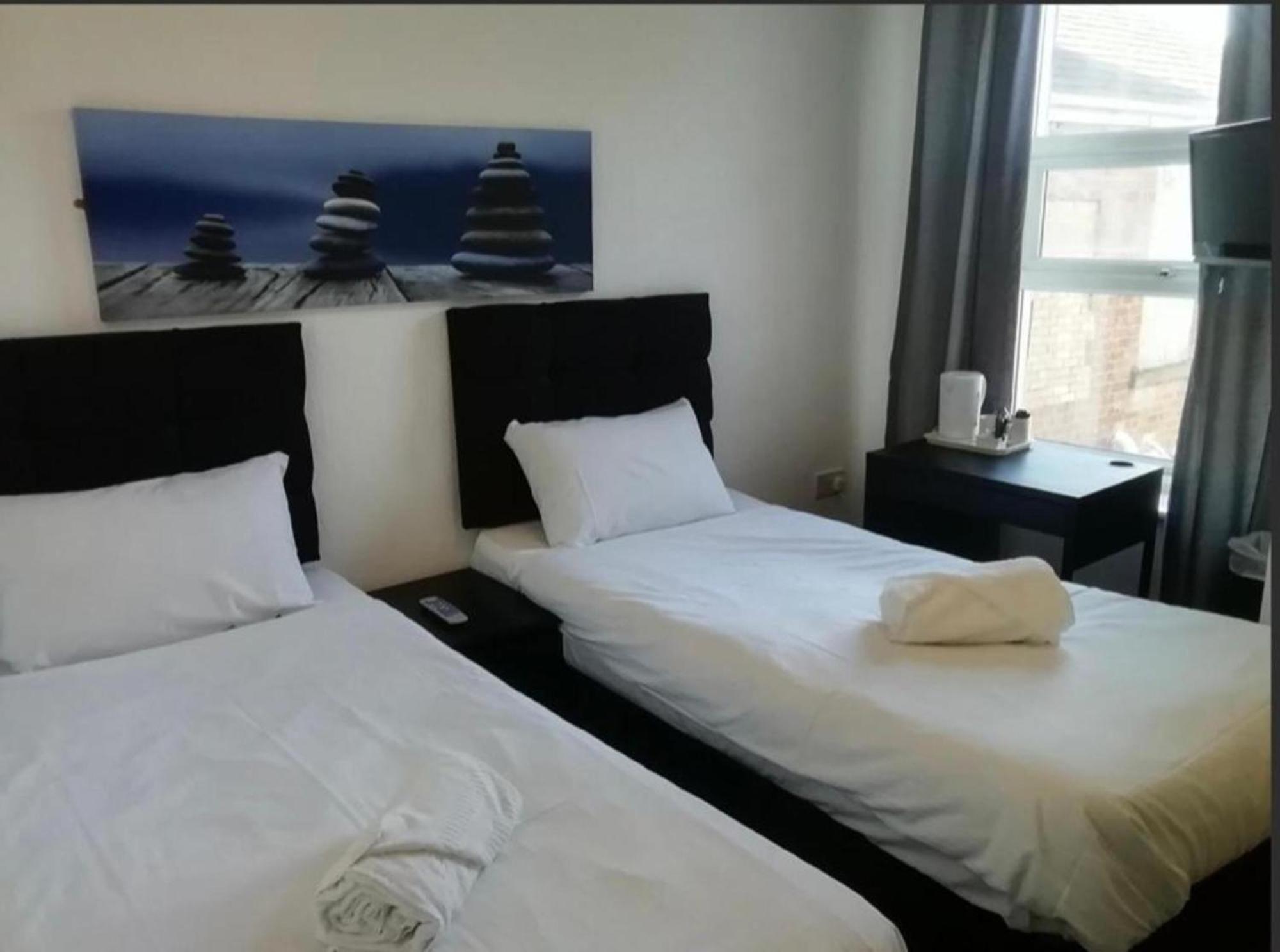 Oyo Wave Crest Hotel ブラックプール エクステリア 写真